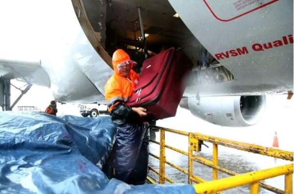 �ط������Լ��ķ�ʽԏ���&ldquo;��(d��n)��(d��ng)&rdquo;���֣�