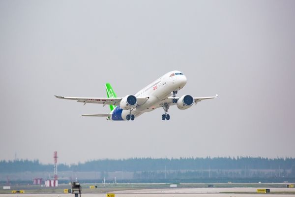 國(guó)內(nèi)首家中外合資民用航空檢測(cè)實(shí)驗(yàn)室落地上海402633_ 國(guó)內(nèi)首家中外合資民用航空檢測(cè)實(shí)驗(yàn)室落地上海